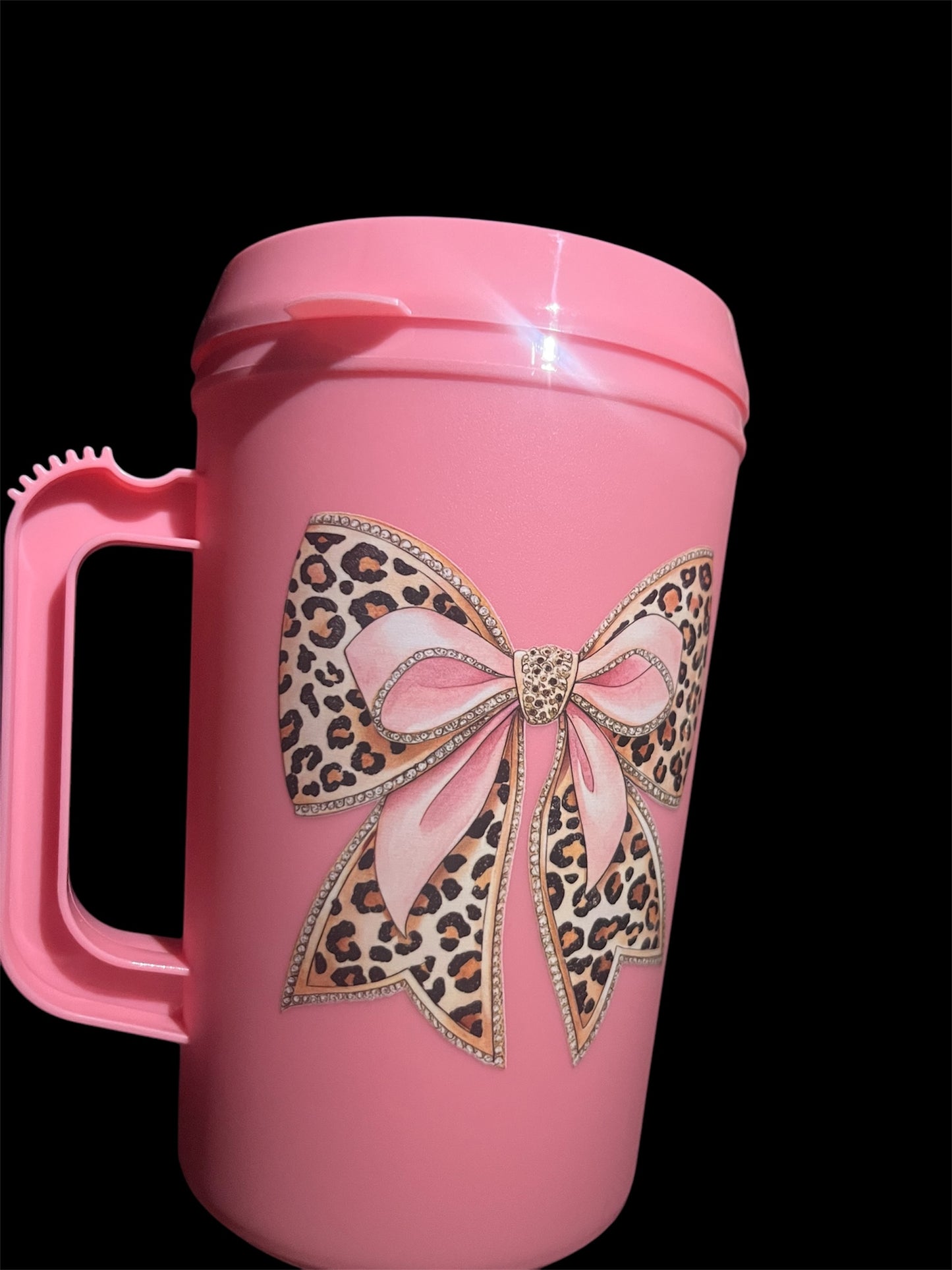 33 ounce trucker cup bow